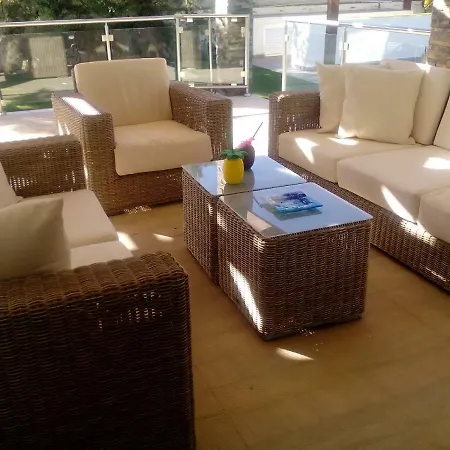 Luxury Faros-pervolia